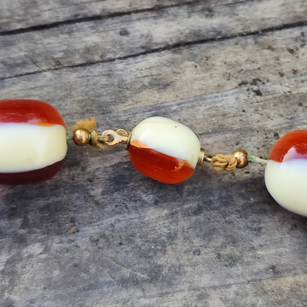 Vintage Genuine Lucite Necklace - Picture 3 of 6